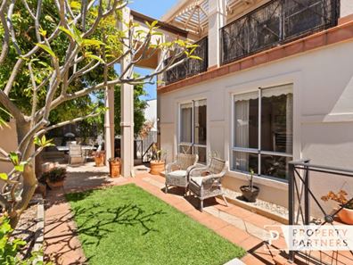 1/33 Filburn Street, Scarborough WA 6019