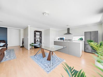 22 Joseph Banks Boulevard, Banksia Grove WA 6031