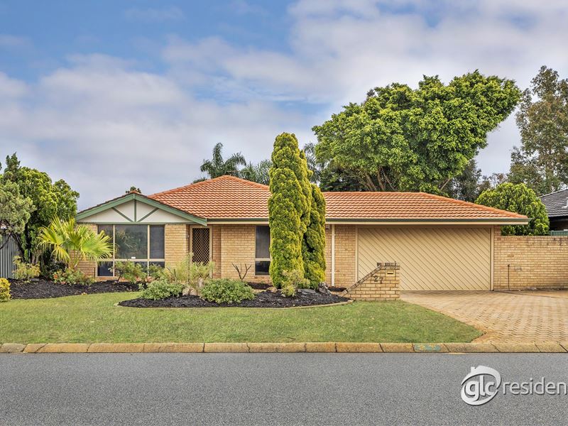 27 Bloodwood Circle, South Lake WA 6164