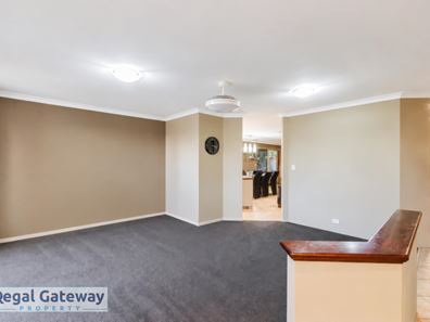 20 McCubbin Loop, Seville Grove WA 6112