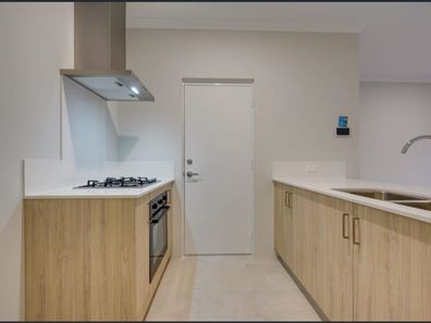 6 Cassowary Crescent, Coodanup WA 6210