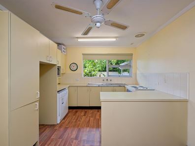 18 Rhonda Avenue, Willetton WA 6155