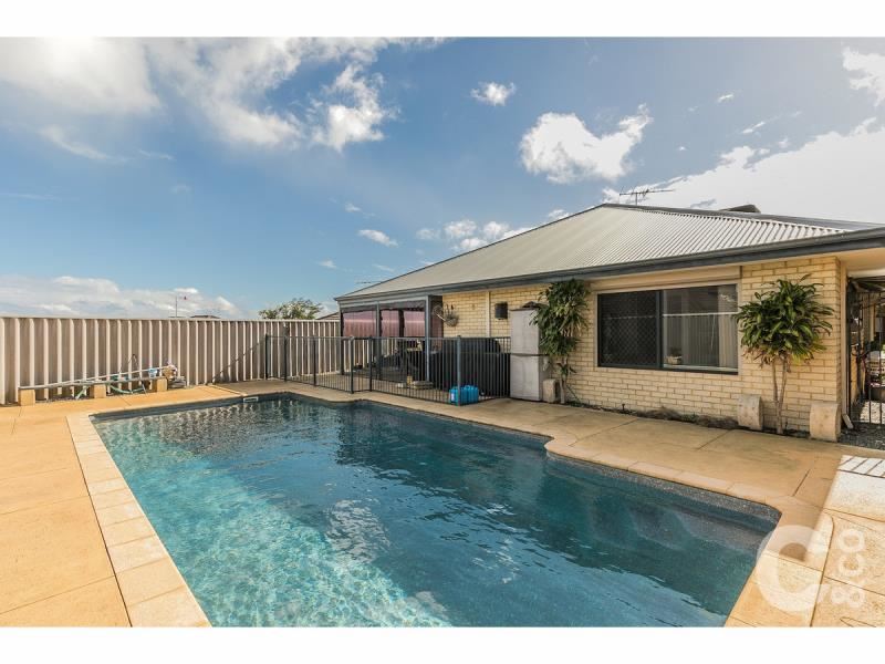 2 Bangor Way, Orelia WA 6167