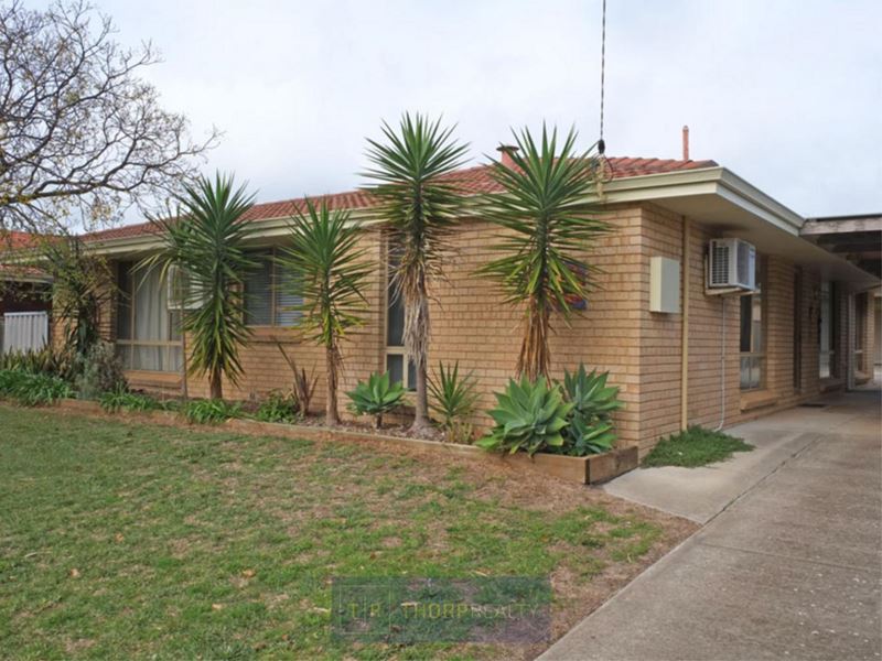 12 Valentine Way, Sinclair