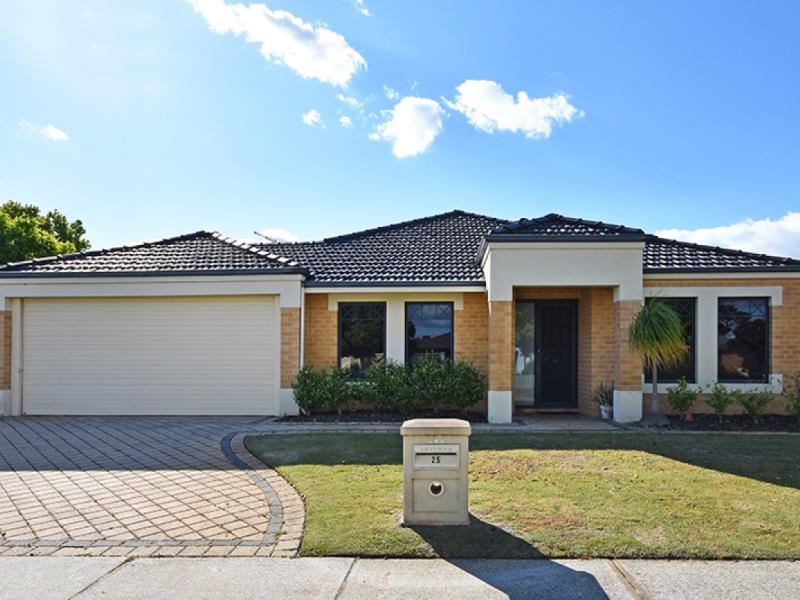 25 Santona Boulevard, Ellenbrook WA 6069