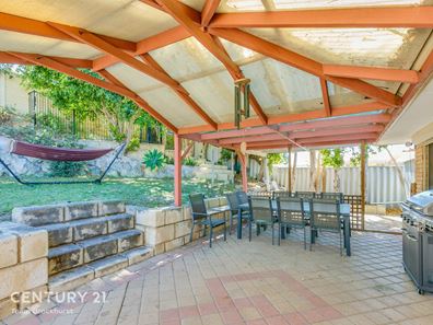 30 Flinders Avenue, Hillarys WA 6025