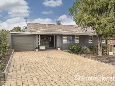 22 Denston Way, Girrawheen WA 6064