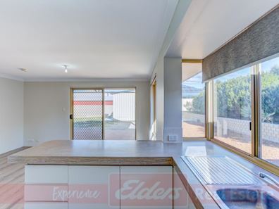 21 Wellington Blvd, Collie WA 6225