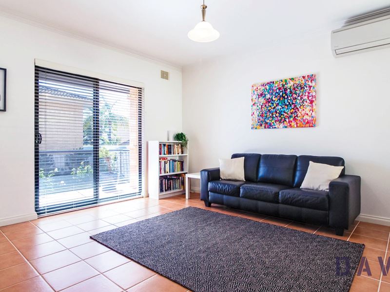 2/25 Ramsdale Street, Doubleview WA 6018