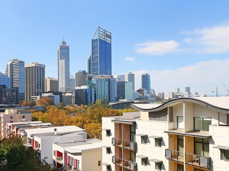 53/128 Mounts Bay Road, Perth