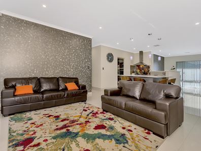 9 Ritter Approach, Piara Waters WA 6112