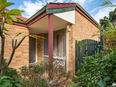 2/31 Third Avenue, Kelmscott WA 6111