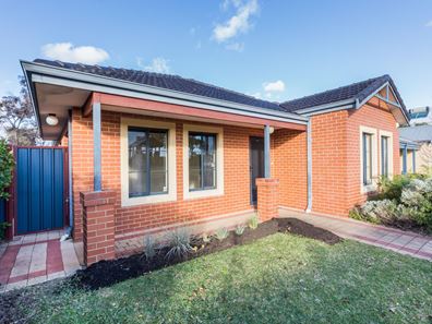 13 Haven Way, Atwell WA 6164