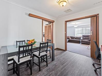 27 Wolseley Road, Morley WA 6062