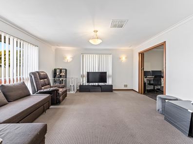 27 Wolseley Road, Morley WA 6062