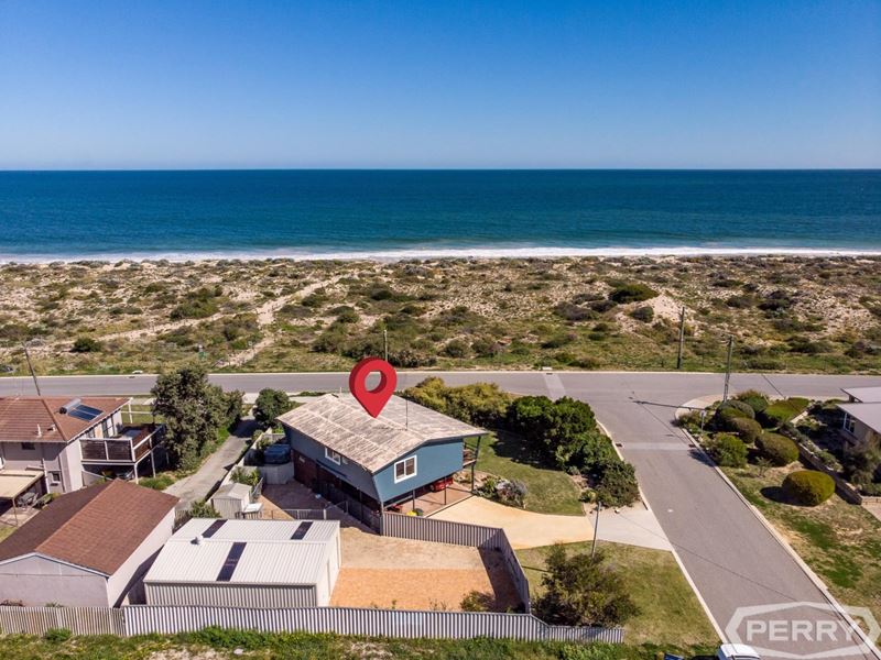 11 Sabina Drive, Madora Bay WA 6210