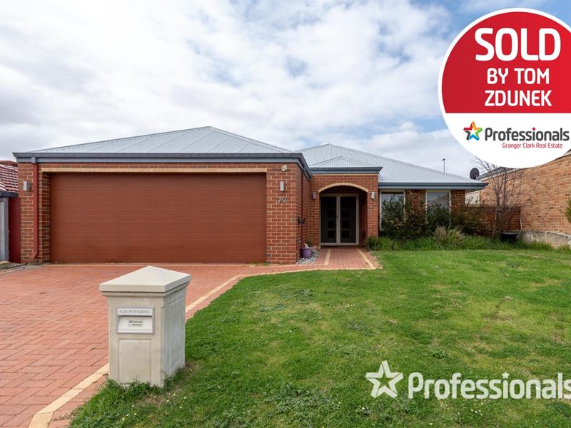 79 Clydebank Crescent, Kinross