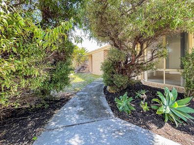 12 Clipper Drive, Port Kennedy WA 6172