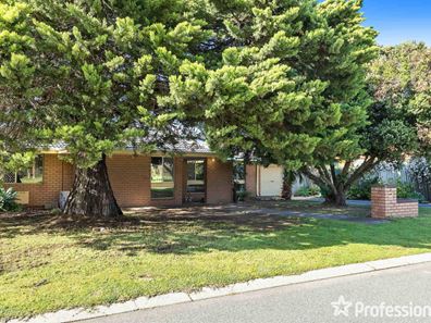 30 Waterton Way, Cooloongup WA 6168