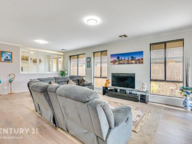 23 Fallon Place, Seville Grove WA 6112