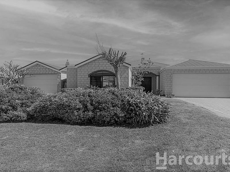 13 Discovery Cove, Halls Head WA 6210