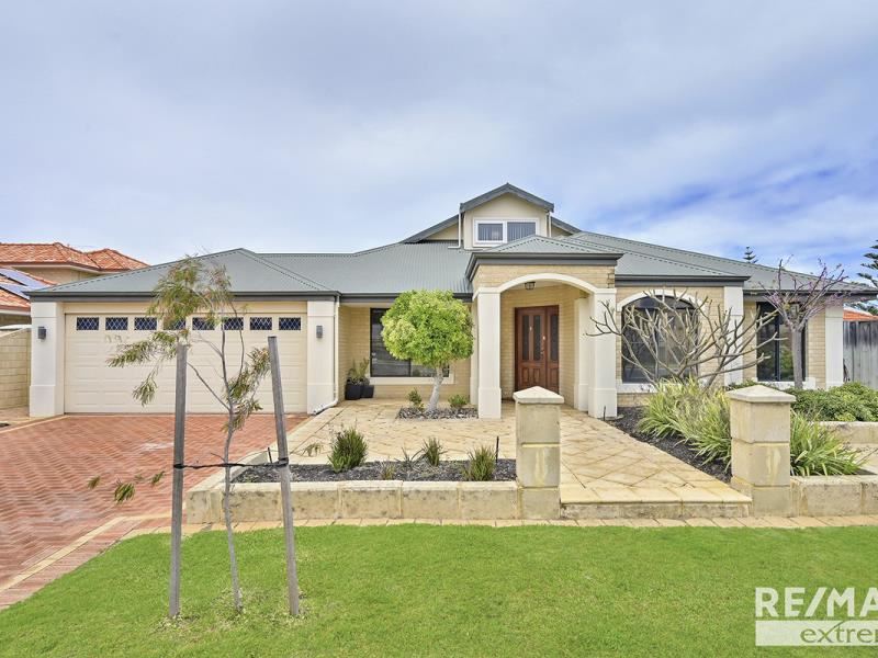 4 Rochester Drive, Mindarie