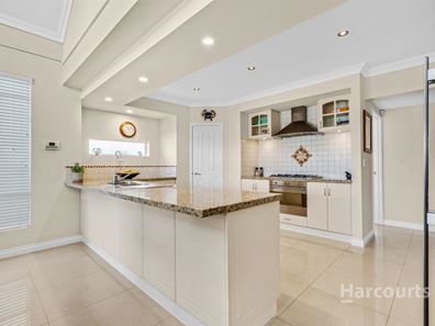 66 Boardwalk Boulevard, Halls Head WA 6210