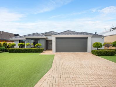 31 Baddesley Way, Canning Vale WA 6155
