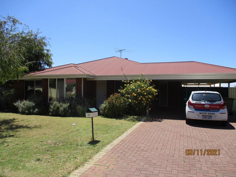 17 Berkeley Way, Orelia
