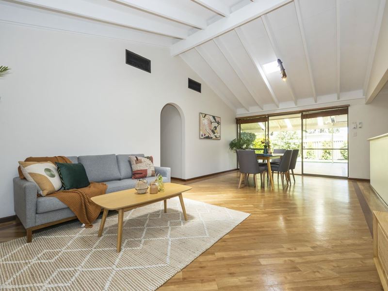 16 Rolland Court, Leeming