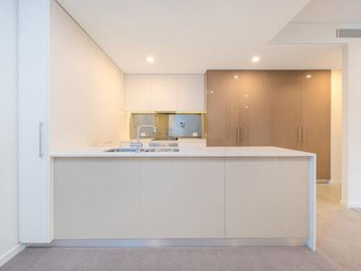 116/8 Moreau Parade, East Perth WA 6004