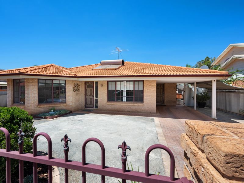 11 Erin Court, Boulder
