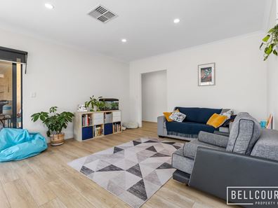 66 Arawatta Loop, Madora Bay WA 6210