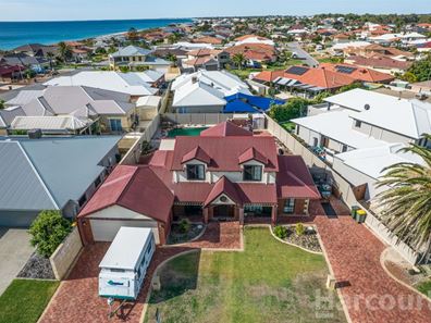 4 Leveque Loop, San Remo WA 6210