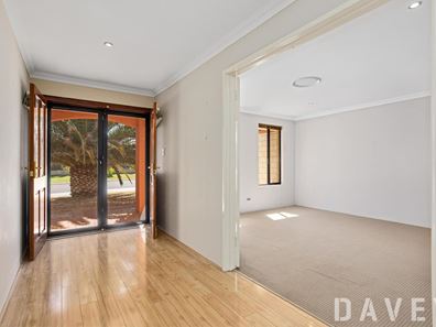 2 Bonita Way, Tapping WA 6065