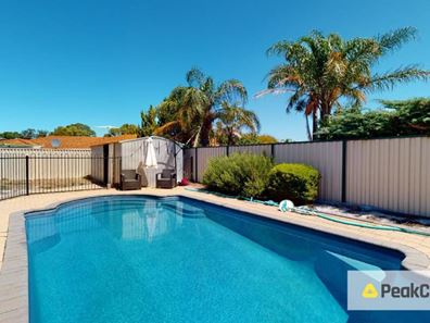 16 Ballard Mews, Success WA 6164