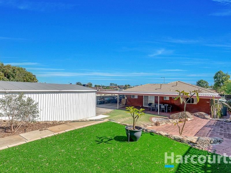 90 Poseidon Road, Heathridge