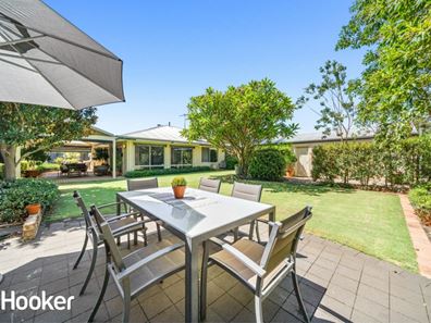 8 Casuarina Court, Canning Vale WA 6155