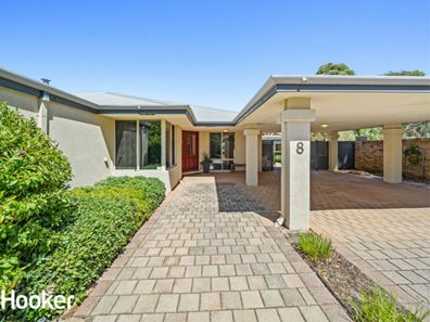 8 Casuarina Court, Canning Vale WA 6155