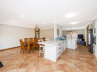 12 Bandera Close, Warnbro WA 6169