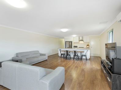 9 Montane Turn, Banksia Grove WA 6031