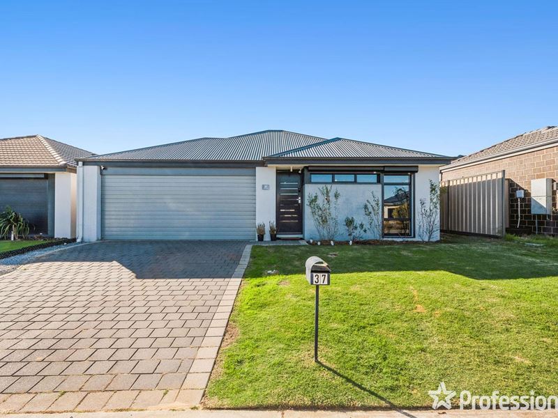 37 Sansimeon Boulevard, Byford