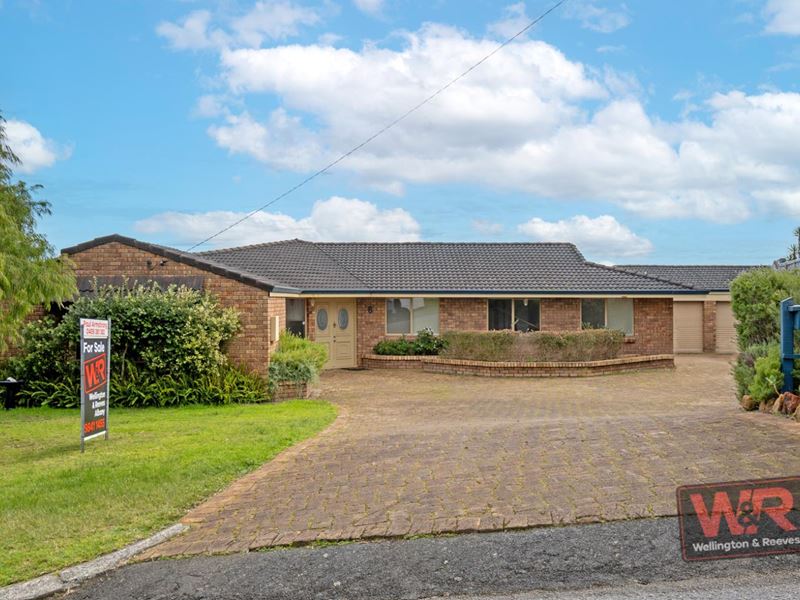 6 Larkins Grove, Spencer Park WA 6330