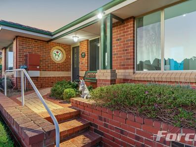 2/9 Kinsella Street, Joondanna WA 6060