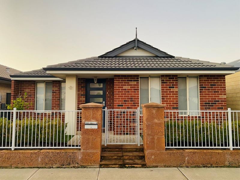14 Cuddlepie Turn, Banksia Grove