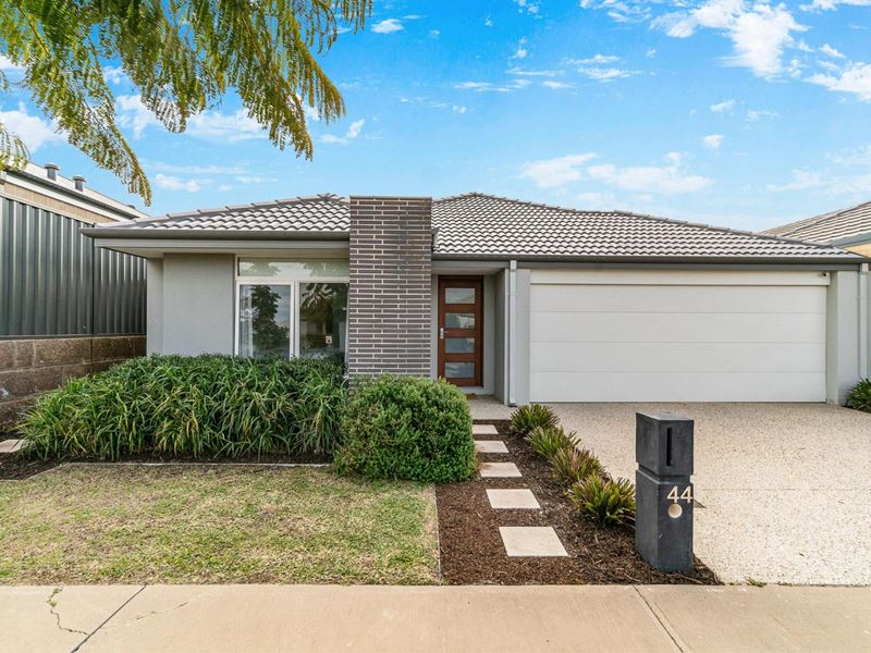 44 Berckelman Circuit, South Guildford