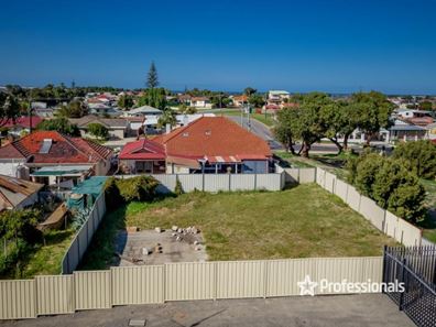 176A Shenton Street, Beachlands WA 6530