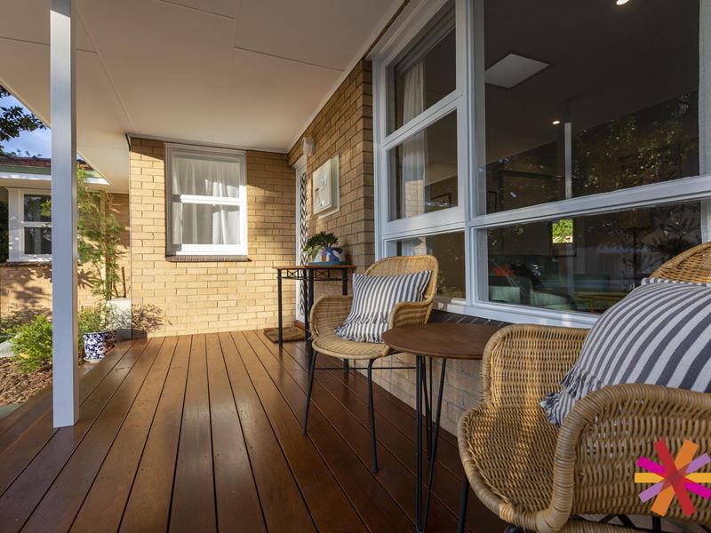 24 Paulett Way, Belmont