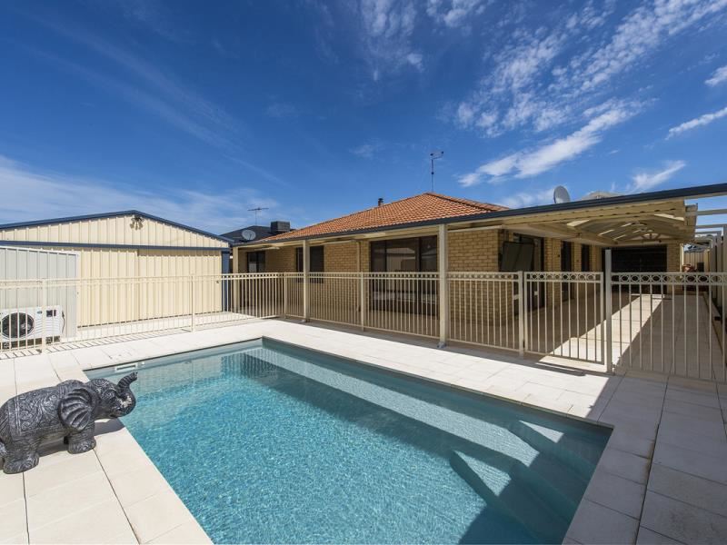 20 Finchley Avenue, Meadow Springs