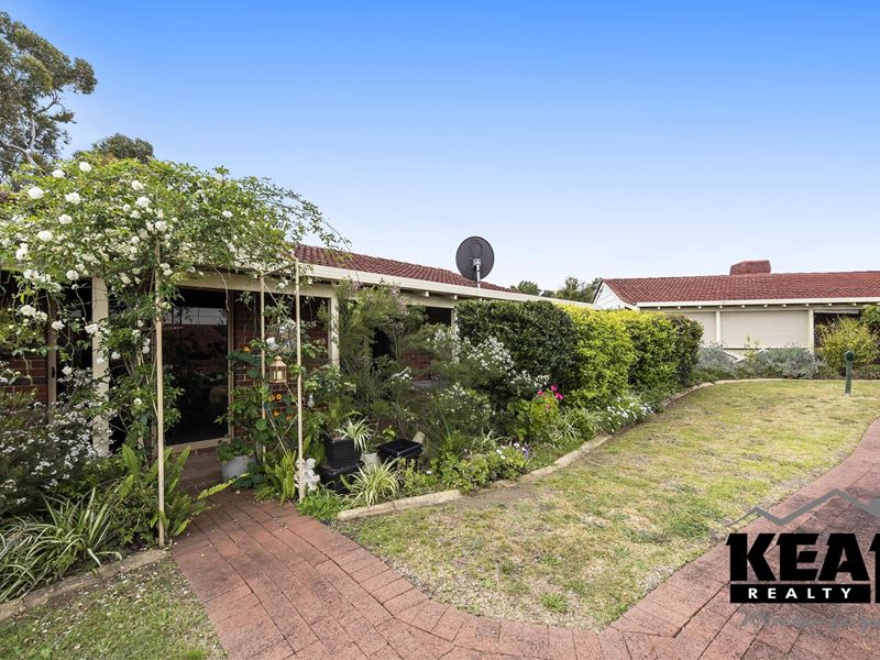 2/24 Stringybark Drive, Forrestfield